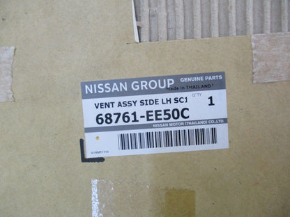 Nissan Tiida Genuine Front Left (Passengers) Air Vent And Trim New