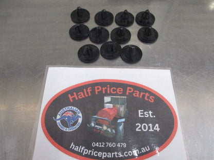 KIA Genuine Pack 10 Bonnet Insulator Retainer Clips New Part