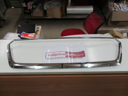 Subaru Impreza/XV Genuine Chrome Front Grille Moulding New Part