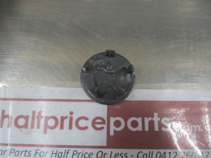 Holden VT-VY SS Commodore Genuine Wheel Centre Cap New Part