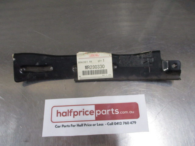 Mitsubishi Pajero Sport Genuine Right Hand Rear Side Bumper Bracket New Part
