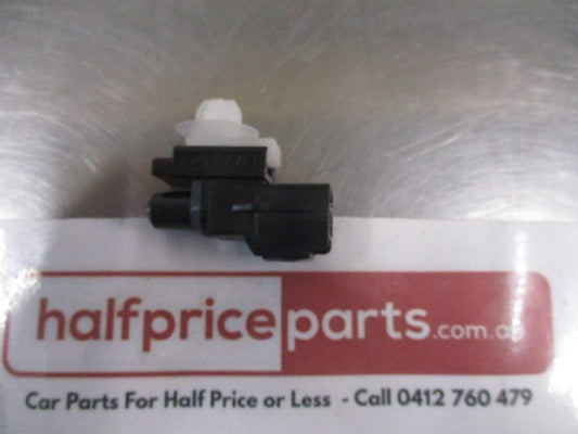 Mitsubishi Mirage/Outlander/Lancer/Pajero/Eclipse Genuine Thermometer Temperature Sensor New Part