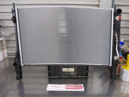 Holden CG/CG7 Captiva 2.0Ltr Turbo Diesel Genuine Radiator Assembly New Part