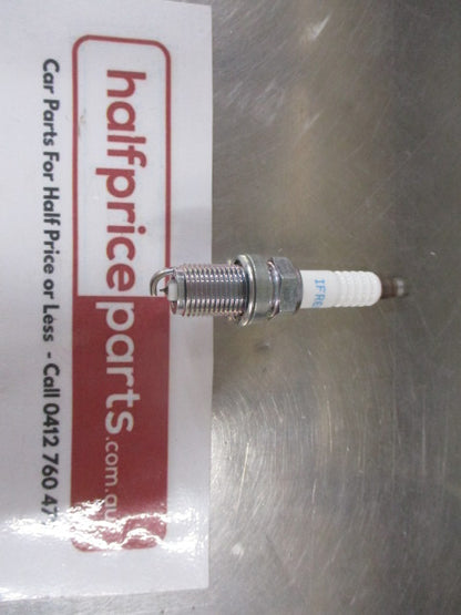 Mitsubishi Pajero Genuine Spark Plug New Part