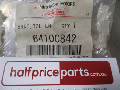 Mitsubishi Outlander Genuine Left Hand Rear Bumper Lamp Bezel Side Bracket New Part