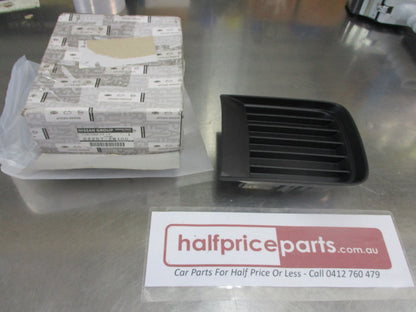Nissan R50 Pathfinder Genuine Left Hand Front Fog Light Grille New Part