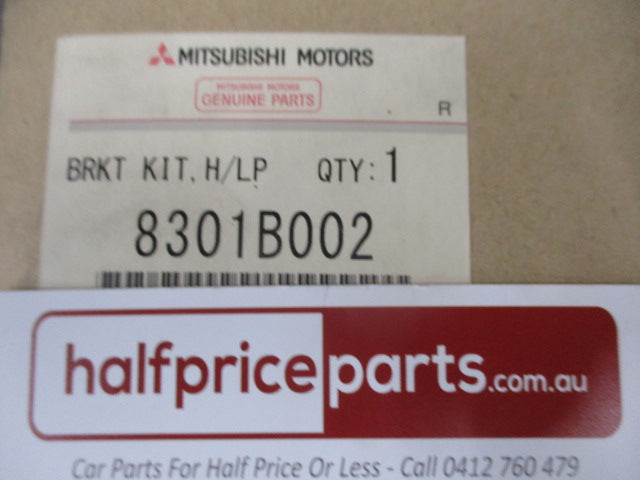 Mitsubishi Pajero Genuine Right Hand Headlight Bracket Assembly New Part
