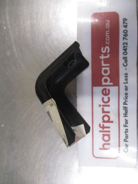 Mitsubishi Outlander Genuine Front Guard Rear Left Hand Apron Panel Bracket New Part