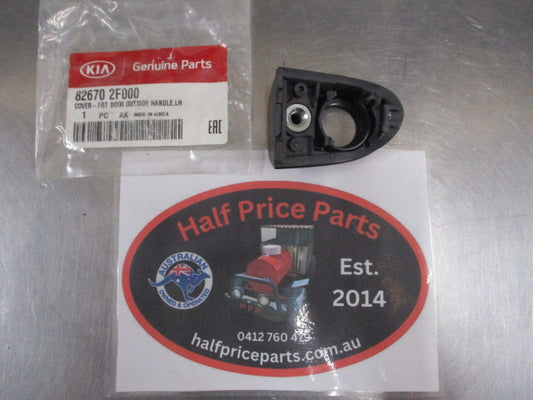 Kia Cerato Genuine Drivers Left Hand Front Door Handle Cover (Unpainted) New Part