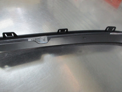 Jeep Grand Cherokee Genuine Front Right (Driver's) Wheel Flare Moulding New Part