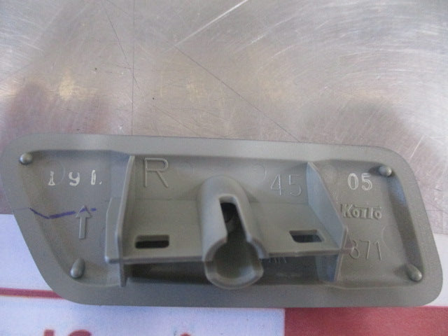 Mitsubishi Outlander Genuine Front Right Hand Headlight Washer Cover (Silver) New Part
