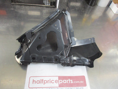 Nissan Tiida Genuine Passenger Rear Inner Tail Light Panel New Part