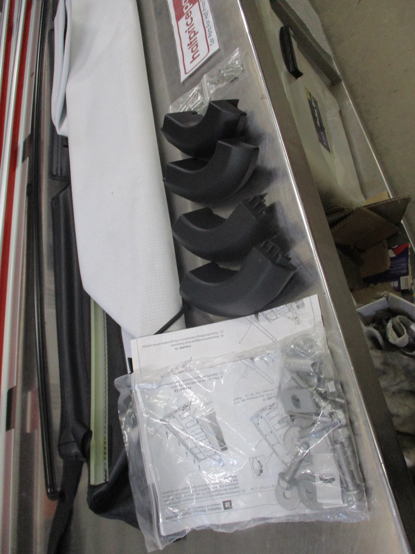 Holden RG Colorado Space Cab Genuine Tonneau No Sports Bar Kit New Part