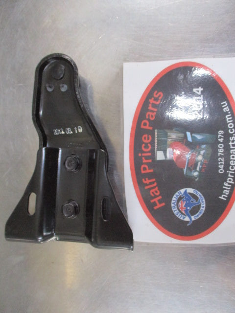 Kia Carnival Genuine Right Hand Upper Roller Door Hinge New Part
