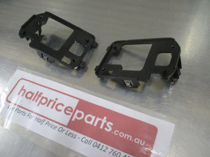 Peugeot 5008 Genuine Front Fog Light Support Brackets (Pair) New Part