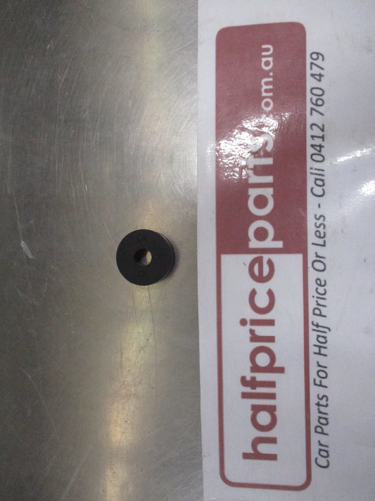 Mazda B2500-B2200 Genuine Lower Damper Bush New Part