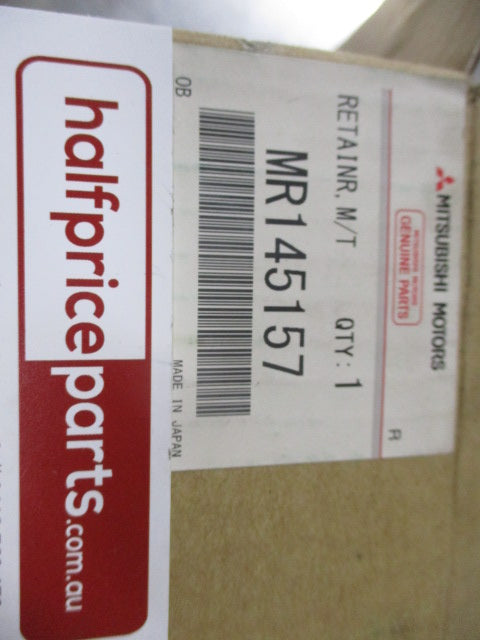 Mitsubishi Triton Genuine Manual Transmission Retainer Case Bearing New Part