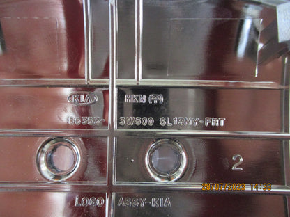 Kia Sportage-Sorento Genuine Chrome And Black Front Grille Emblem New Part