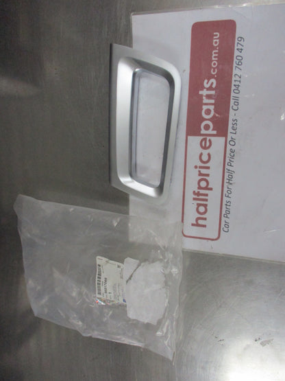 Holden Captiva Genuine Front Side Door Pull Handle New Part