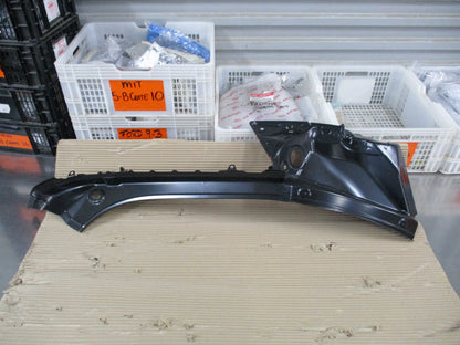 Honda Civic Genuine Right (Drivers) Rear Gutter/Piller New