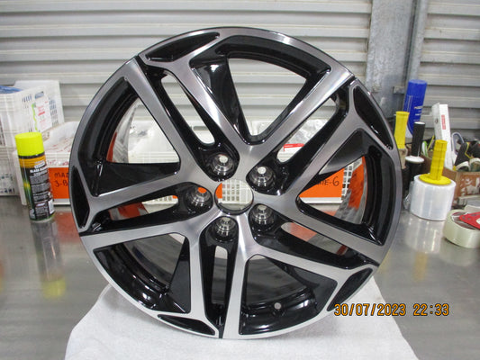 Peugeot 308 Genuine 18x8 J Black Sapphire (Pair) New Part