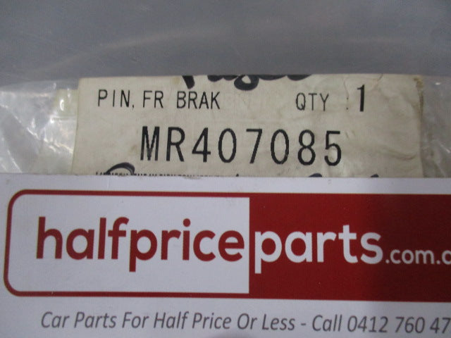 Mitsubishi Pajero Genuine Front Disc Brake Calliper Pin New Part
