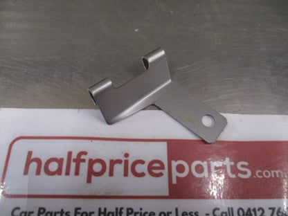 Mitsubishi Triton/Pajero Sport Genuine Rear Diff Lock Bracket New Part