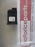 Holden Insignia-B Genuine USB-SD Card Aux Socket New Part