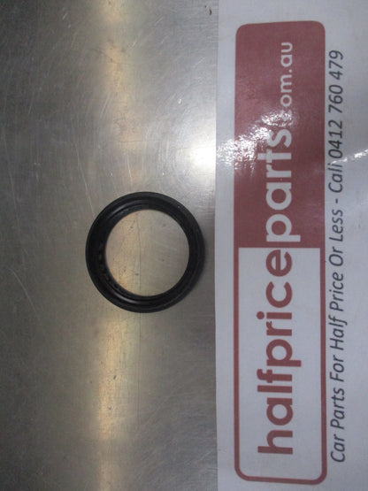 Mazda BT-50 Genuine 1700A Manual Transmission Case Oil Seal New Part
