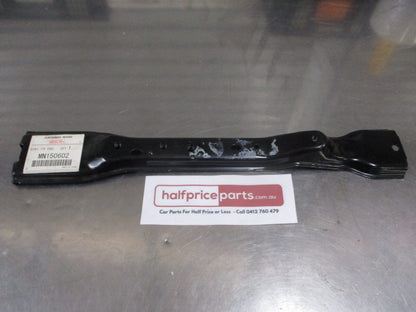 Mitsubishi Lancer/Evolution/Ralliart Genuine Front Centre Support Bracket New Part.