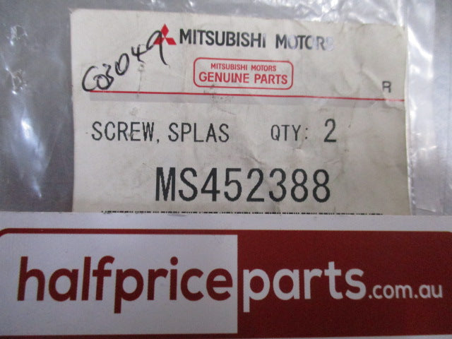 Mitsubishi Lancer Evo/3000GT/Challenger/Magna/Verada/Pajero Sport Genuine Splash Guard Rear Arch Screws (Pack of 2) New Part