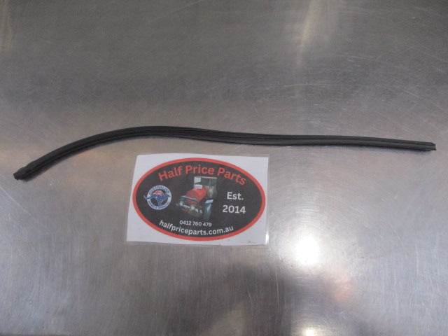 Kia Sportage Genuine Passenger Side Wiper Rubber Replacement New Part