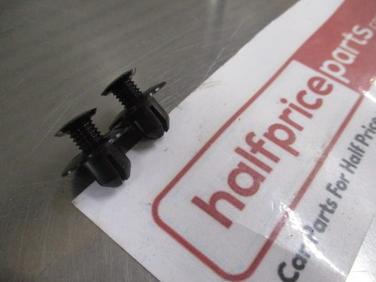 Mitsubishi Pajero Genuine Front Bumper Cover Clip (Set of 2) New Part