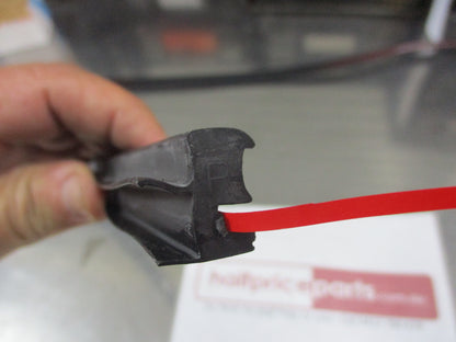 Holden Cruze Genuine Upper Windscreen Molding New Part
