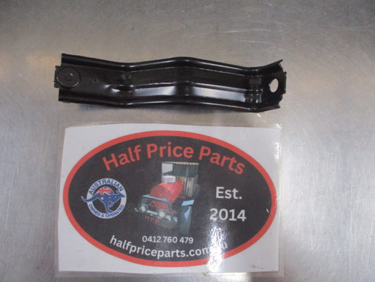 Kia Rio Genuine Lower Rear Bumper Bracket New Part