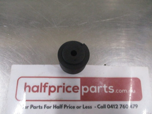 Kia Sportage/Sorento Genuine Front Bumper Bonnet Overslam Rubber New Part