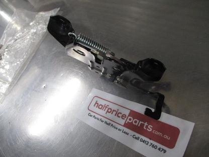 Mitsubishi Triton/Challenger Genuine Hood Latch Assembly New Part