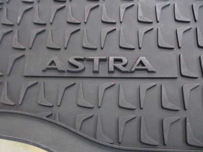 Holden Astra Genuine Tailored Rubber Mats Set Of 4 New