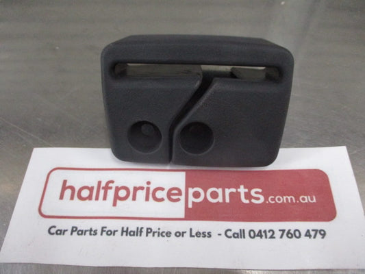 Mitsubishi Triton Genuine Rear Middle Seat Belt Guide New Part