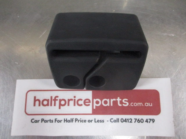 Mitsubishi Triton Genuine Rear Middle Seat Belt Guide New Part