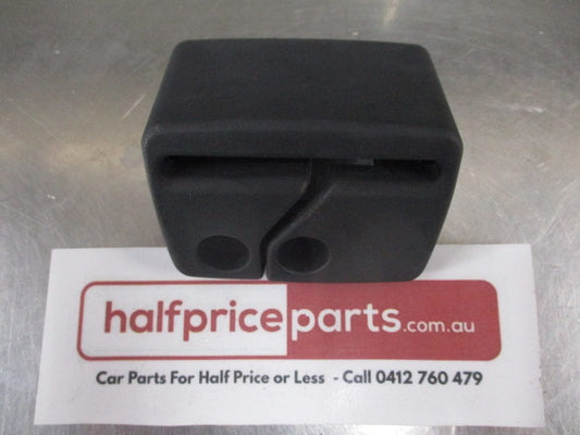 Mitsubishi Triton Genuine Rear Middle Seat Belt Guide New Part