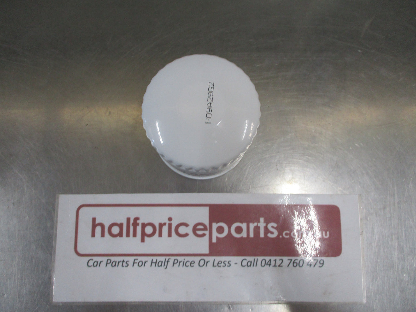 Mazda 6/Tribute/B4000/MPV/B2300 Genuine Engine Oil Filter New Part