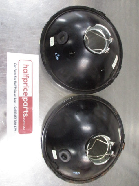 Navara 7 IInch H4 Halogen Head Light (Pair) Suits Older Cars (Not In Boxes) Used Part VGC