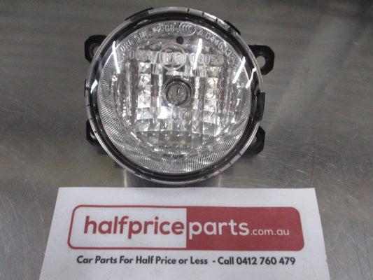 Mitsubishi Mirage Genuine Left Or Right Hand Fog Light New Part
