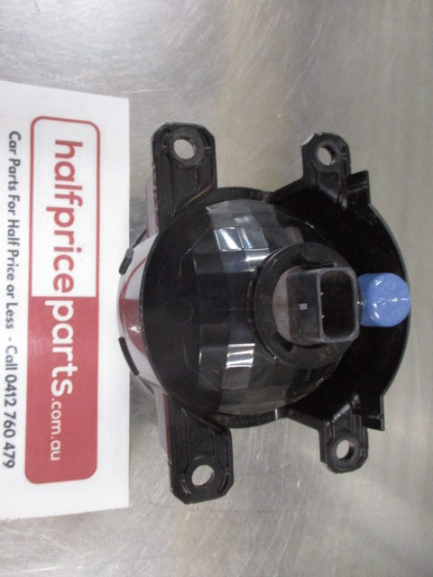 Mitsubishi Mirage Genuine Left Or Right Hand Fog Light New Part