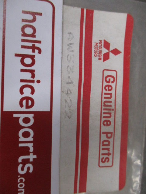 Mitsubishi Magna Genuine Oil Strainer Gasket New Part