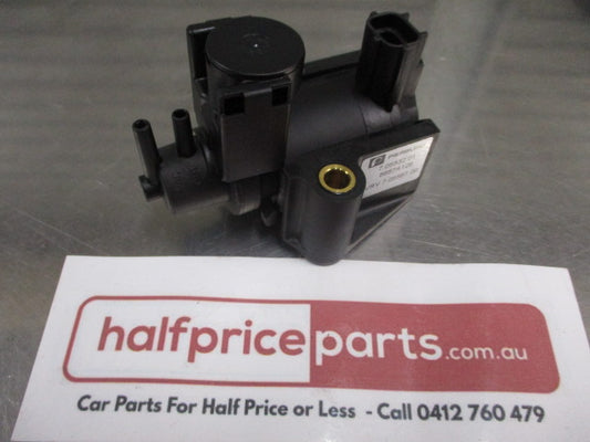 Mitsubishi Triton Genuine Emission Vacuum Control Regulator New Part