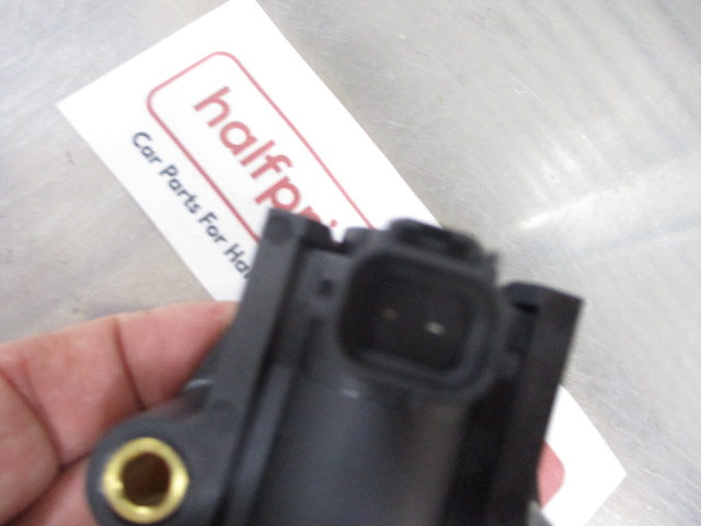 Mitsubishi Triton Genuine Emission Vacuum Control Regulator New Part