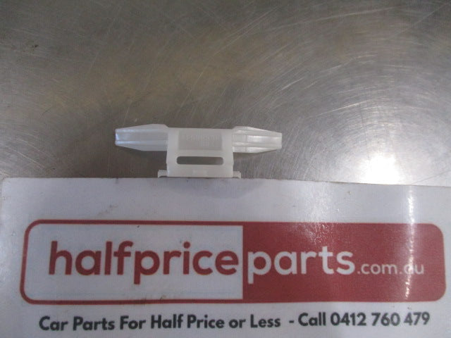 Mitsubishi Colt Genuine Drip Moulding Clip New Part