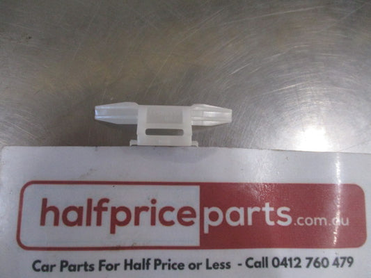 Mitsubishi Colt Genuine Drip Moulding Clip New Part